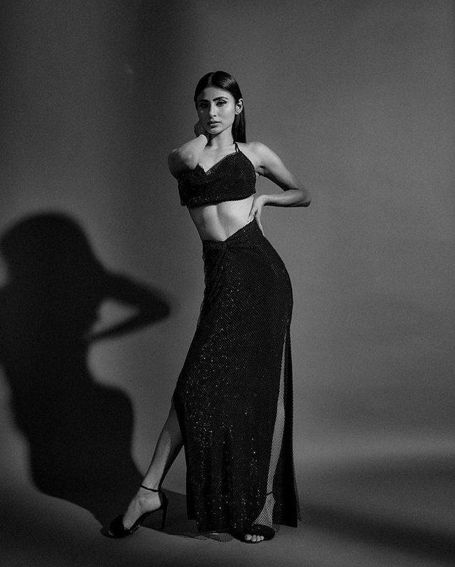 Staggering Looks Of Mouni Roy